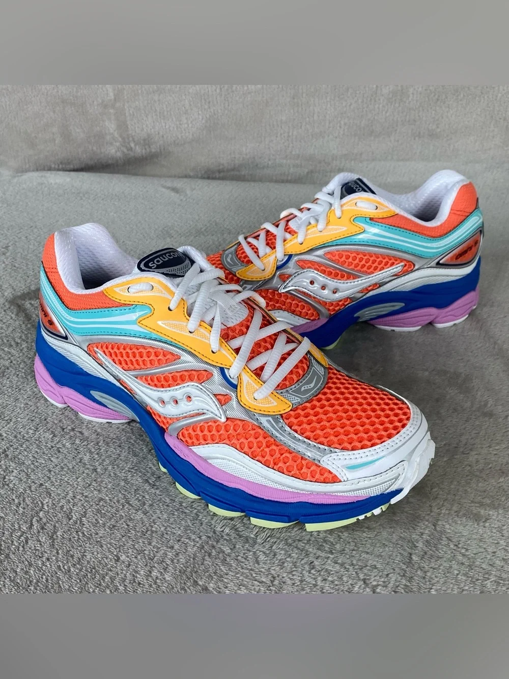 Saucony ProGrid Omni 9 S70739-53 Mens Size 8.5 Orange Multi Running Shoes NEW